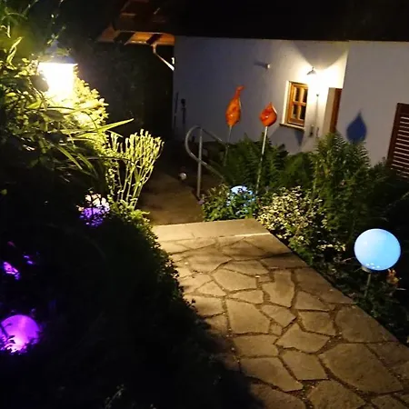 Sonnenhuegel Апартаменты *